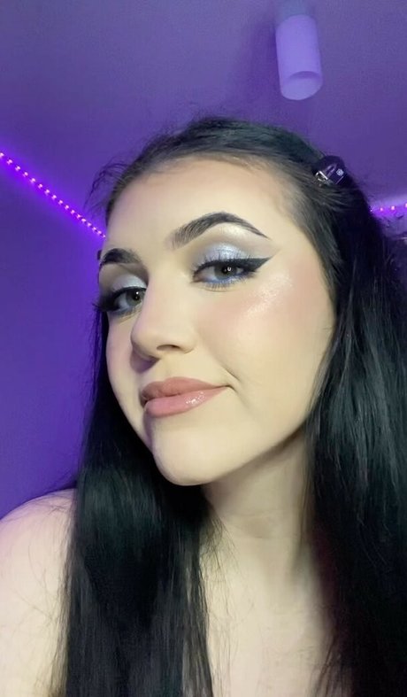 ASMR Cailin xxx model photos