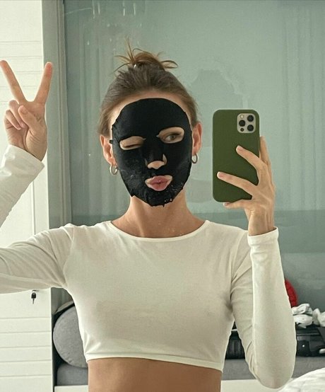 radmilasad hd star photos