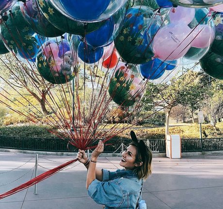 Scout Taylor Compton pornographic model photos