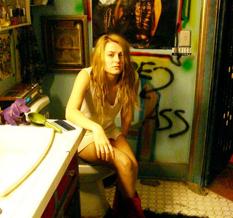 Scout Taylor Compton star art pics