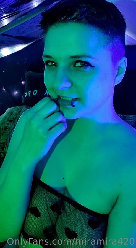 miramira420 pornographic star archive