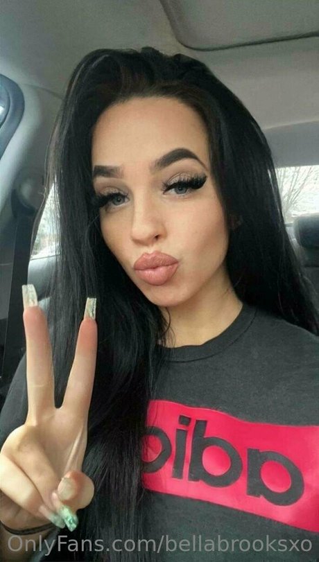 bellabrooksxo profile pic