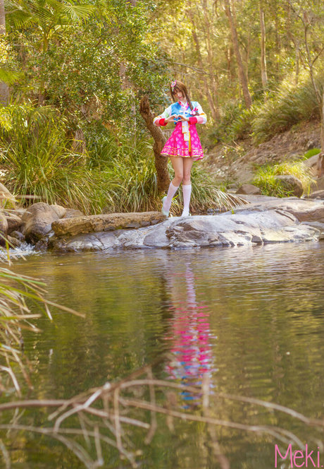 clothed onlyfans pretty img