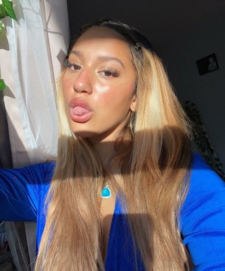 redhead pawg onlyfans hot sexy images