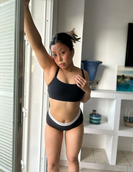 tinayama nice pornstar pic