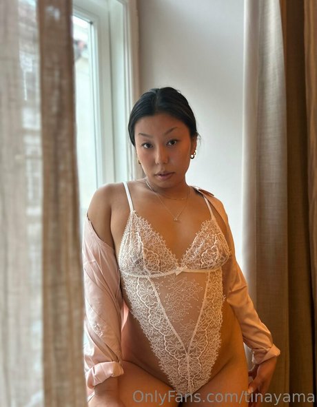 tinayama star erotic galleries