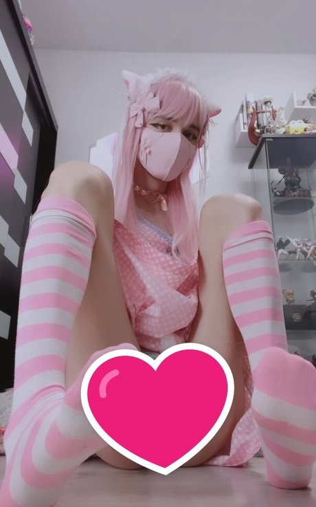 Nymphel sex model picture