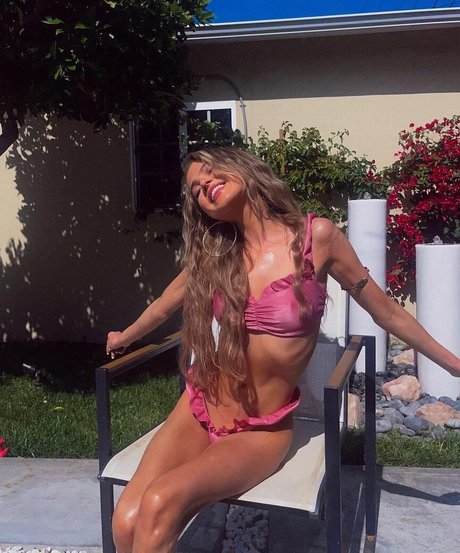 Anne Winters hd pornstar pictures