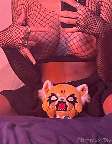 Chronixx tay nude model galleries