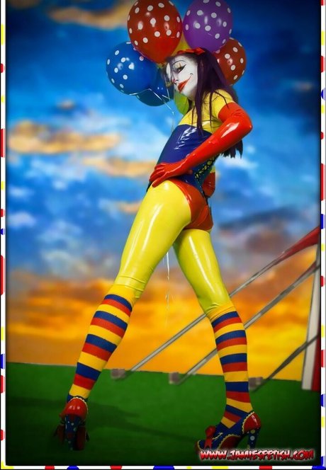 Jamie French nudes actress pics