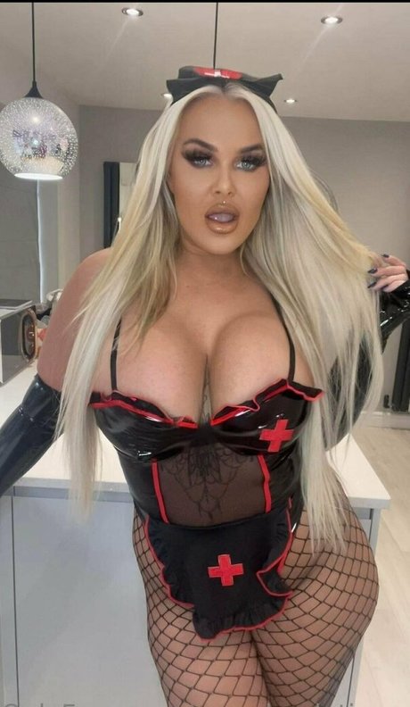 Porscheplatinum star high quality pictures