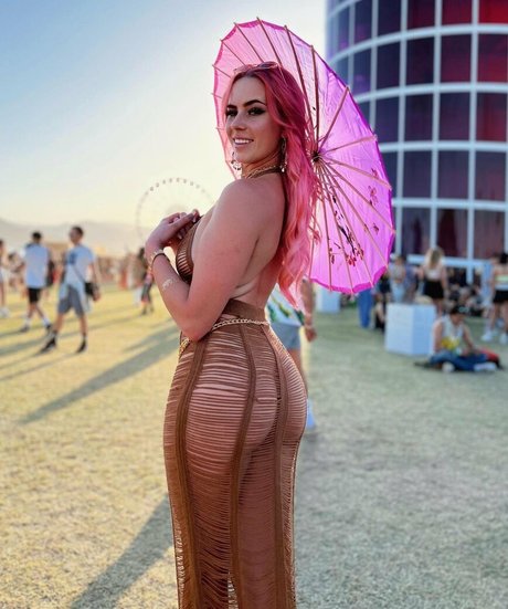 Kelsey Remige hd model gallery