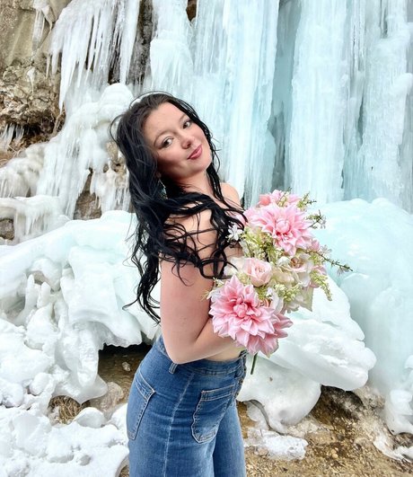 Marilee Golden high quality pornstar images