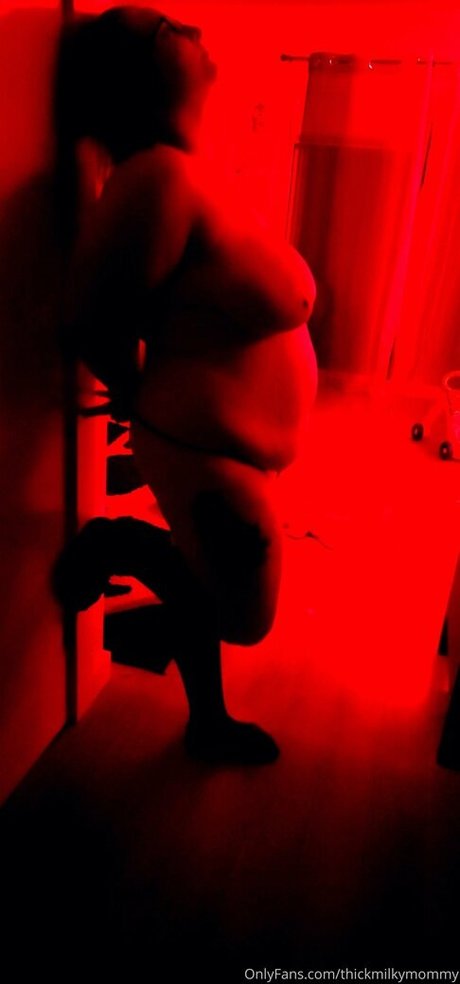 thickmilkymommy hd pornstar archive