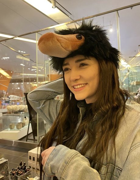 Wolfabelle pornstar art picture