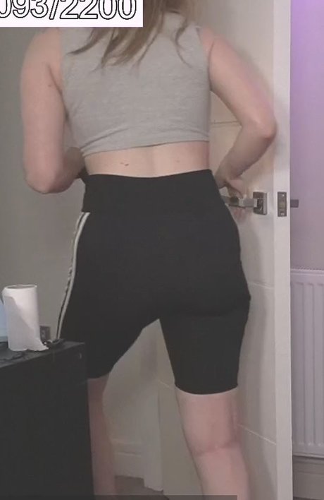 Wolfabelle model pornographic images