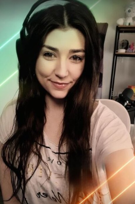 Wolfabelle exclusive pornstar pic