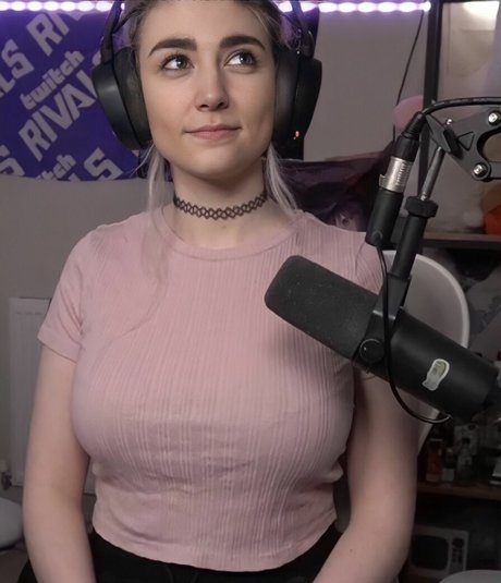 Wolfabelle model naked galleries