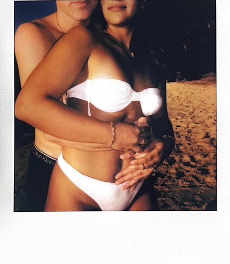 Sienna Mae Gomez star nice pic