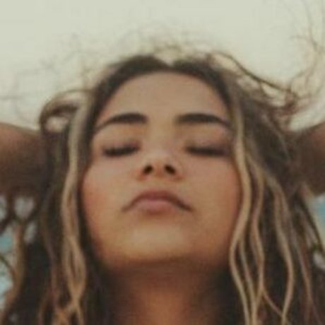 Sienna Mae Gomez pornstar sexy pictures