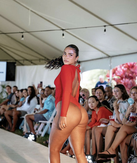 Sienna Mae Gomez star perfect pictures