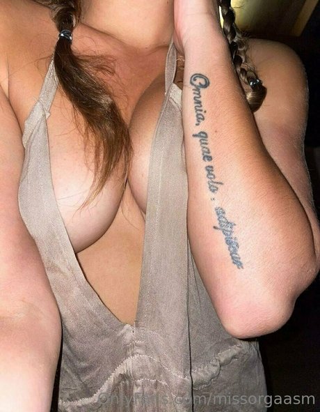 missorgaasm pretty model pictures