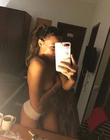 missorgaasm naked model archive