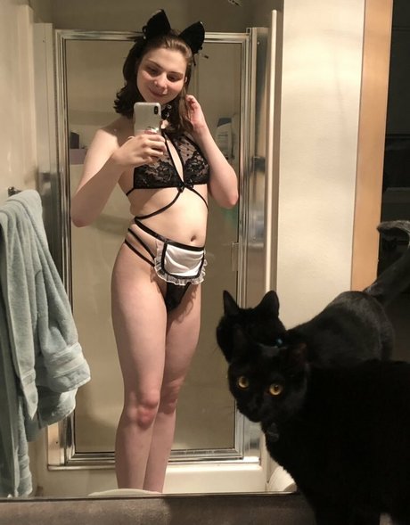 Abkazias profile pic