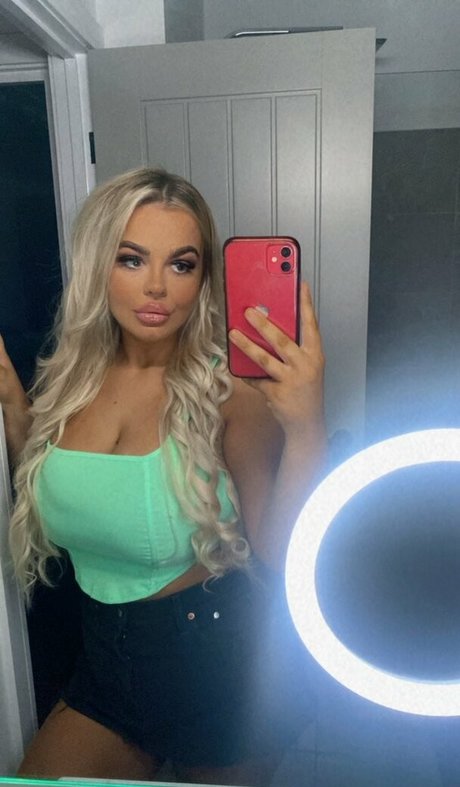 Kayleigh Thomsen erotic actress photo