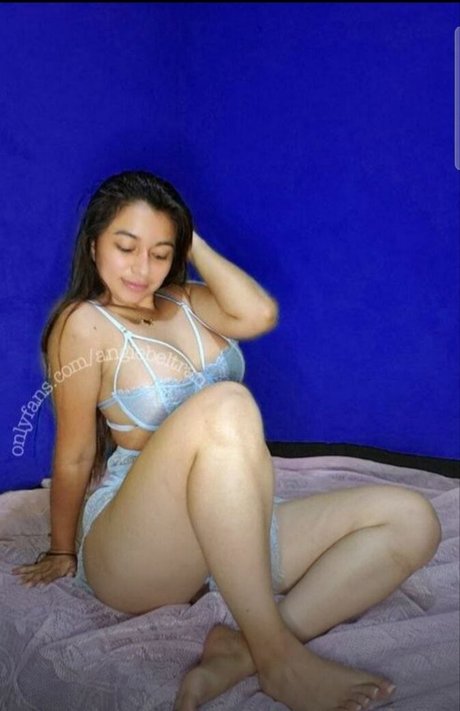 Angiebeltran99 nude star archive