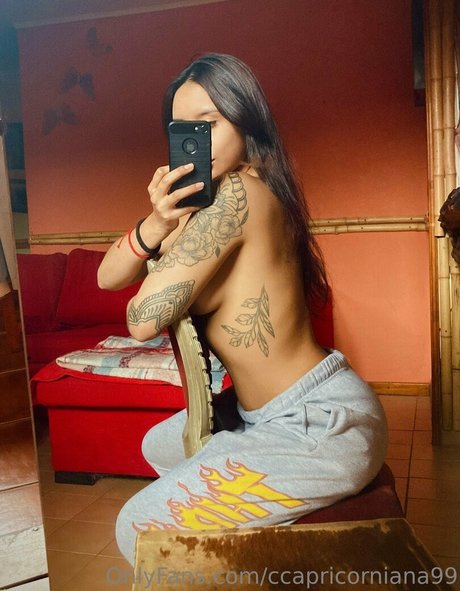 ccapricorniana99 pornstar high quality image