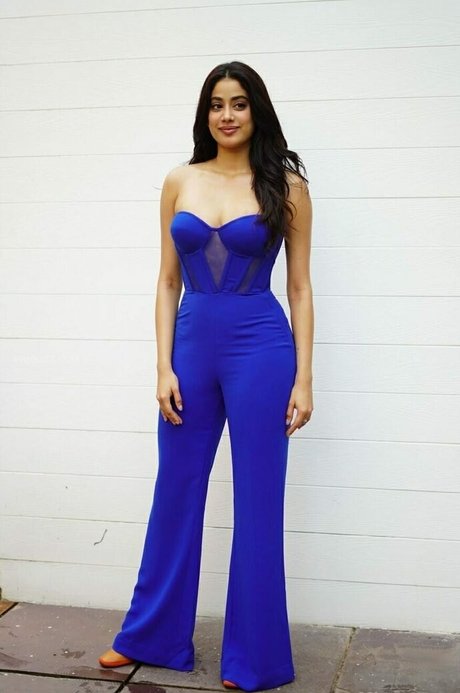 Janhvi Kapoor model sex archive