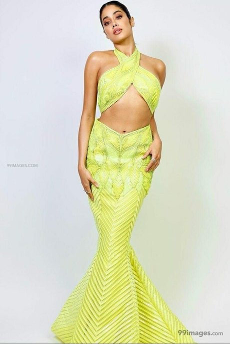 Janhvi Kapoor adult actress pics