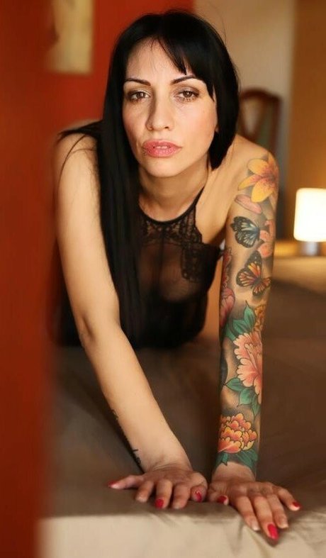 Giulia Diamond pornstar art image