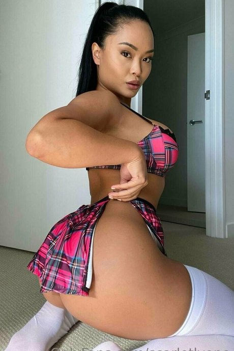 scarletlyone profile pic