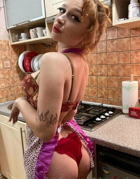 kitsune alicie nude pornstar pictures