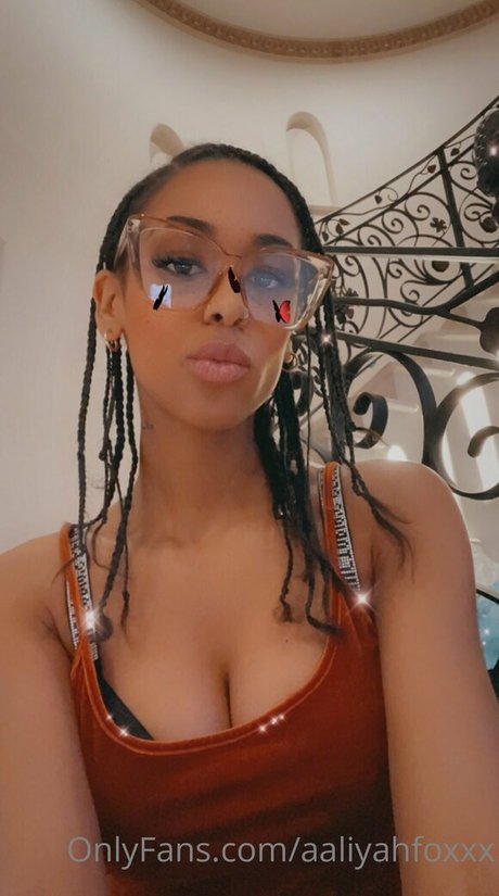 aaliyahfoxxx star pic