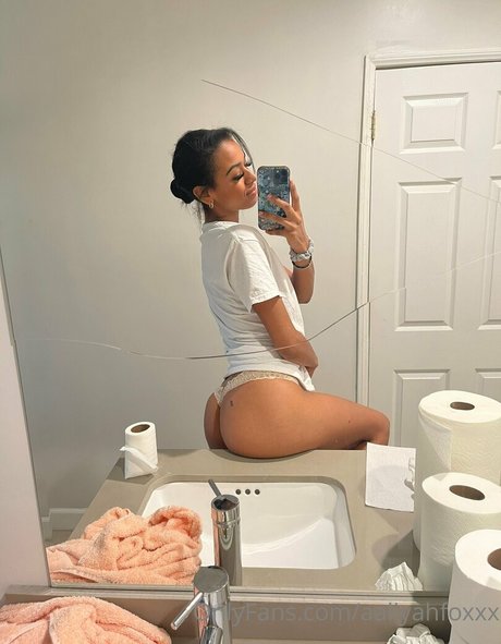 aaliyahfoxxx hd pornstar img