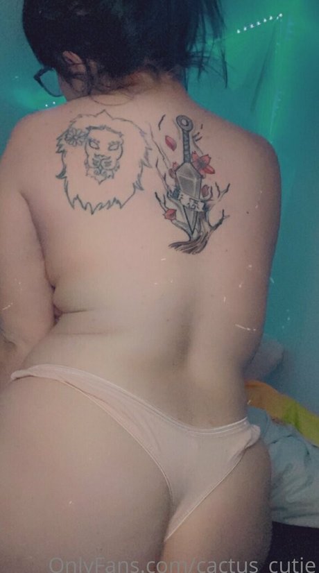 cactus cutie nude model galleries