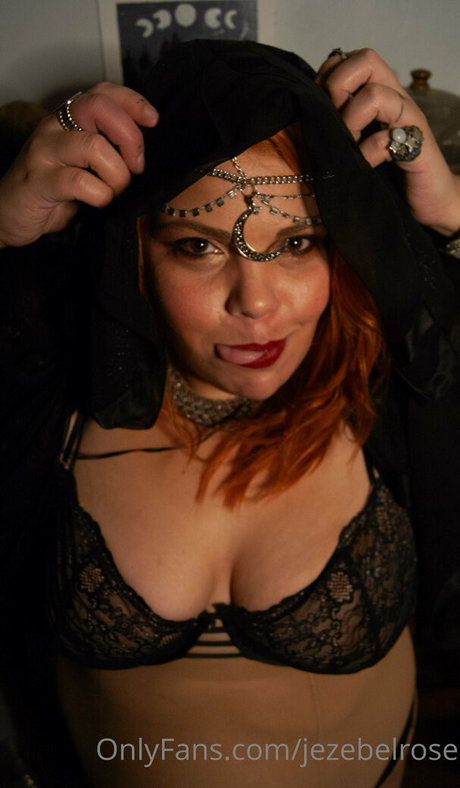 jezebelrose exclusive star image