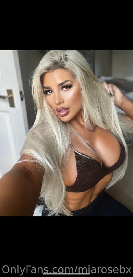 miarosebx star hot galleries