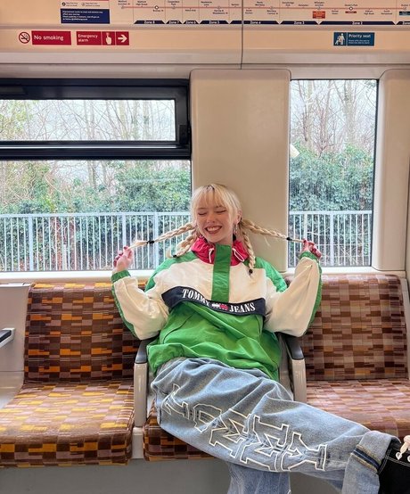 Lola Clark star naked gallery