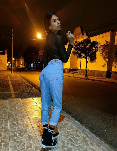 misslilithok pornstar nude photo