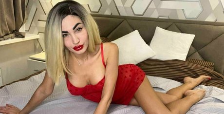 bad m0mmy nude actress photo