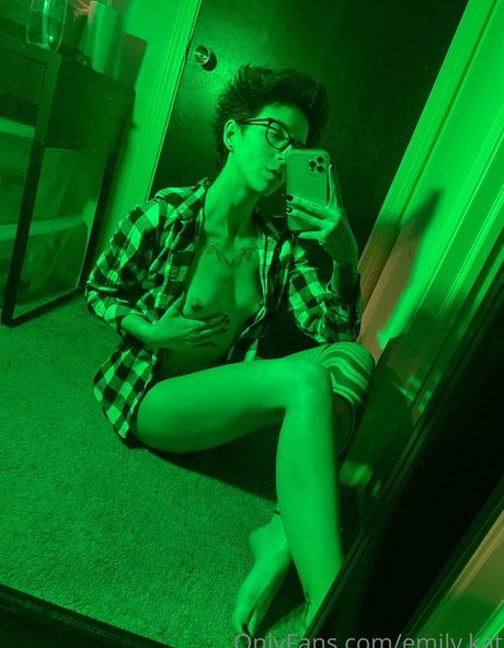 emily kat art pornstar pics