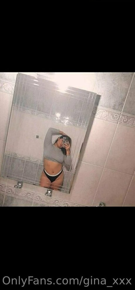 gina xxx model high quality image