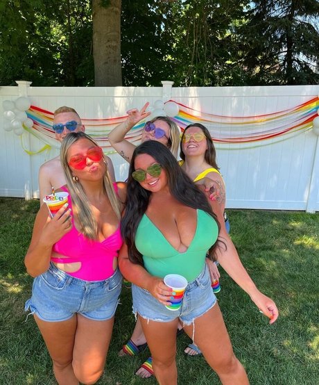 Jenn M exclusive model pictures