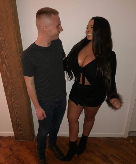 Jenn M art model gallery