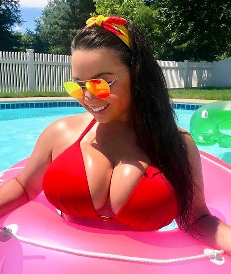 Jenn M exclusive actress pictures