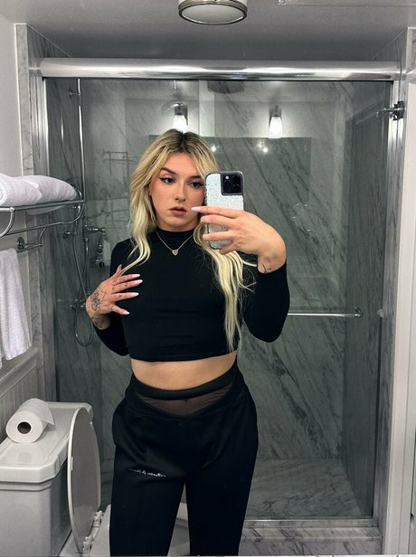 czech milf onlyfans porn photos